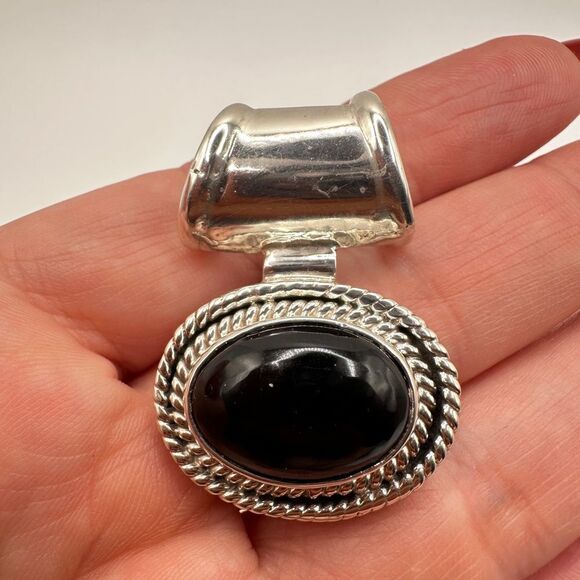 Stunning Sterling Silver TAXCO Black Onyx cabochon, pendant/slide! - Picture 7 of 10